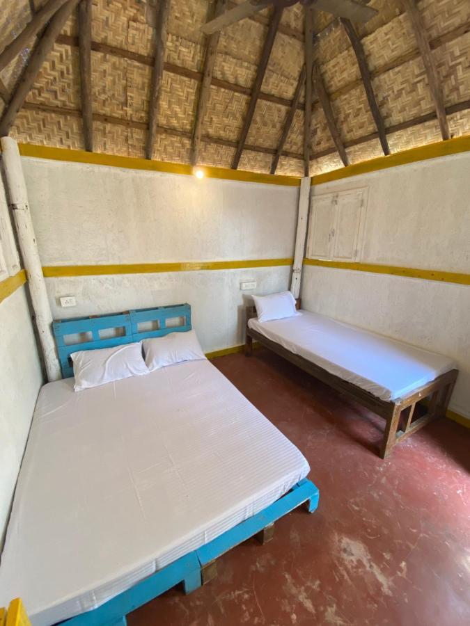 אנג'ונה El Barrio Hostel מראה חיצוני תמונה